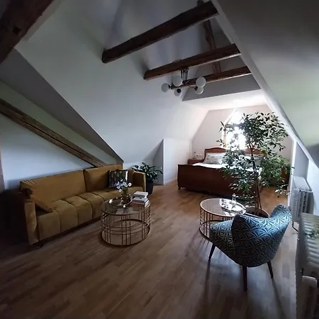 Julia Apartament